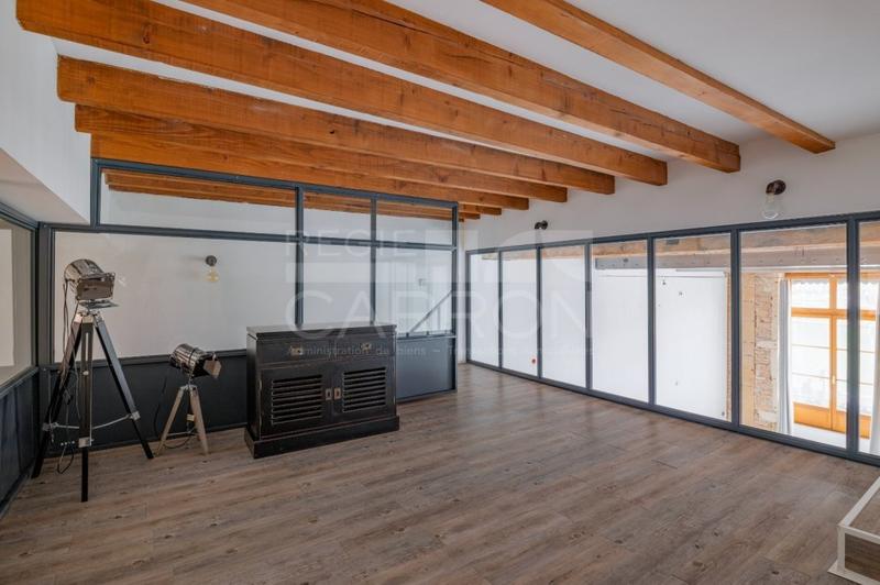 Appartement - 105 m² - 3 pièces