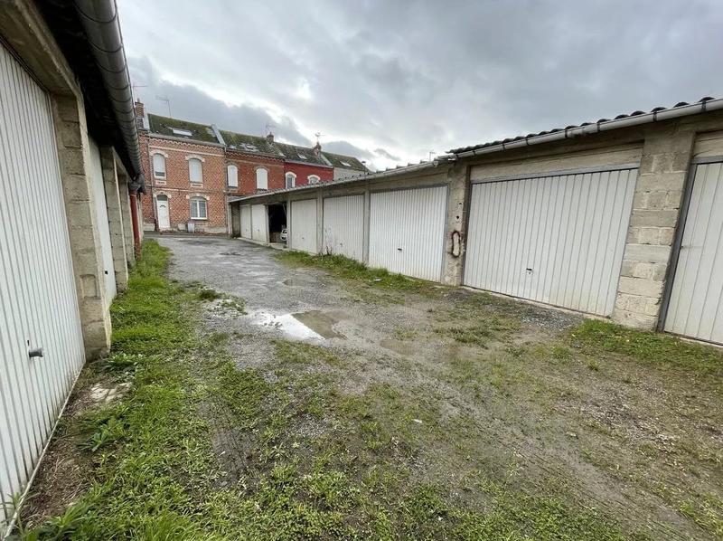 Parking / Garage - 14 m²