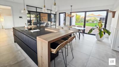 Maison d'architecte - 216 m² - 8 pièces