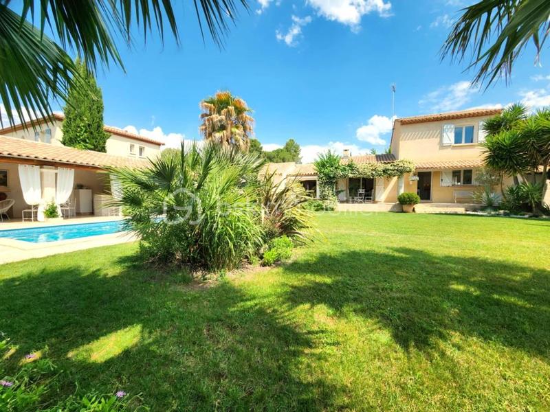 Villa - 160 m² - 5 pièces