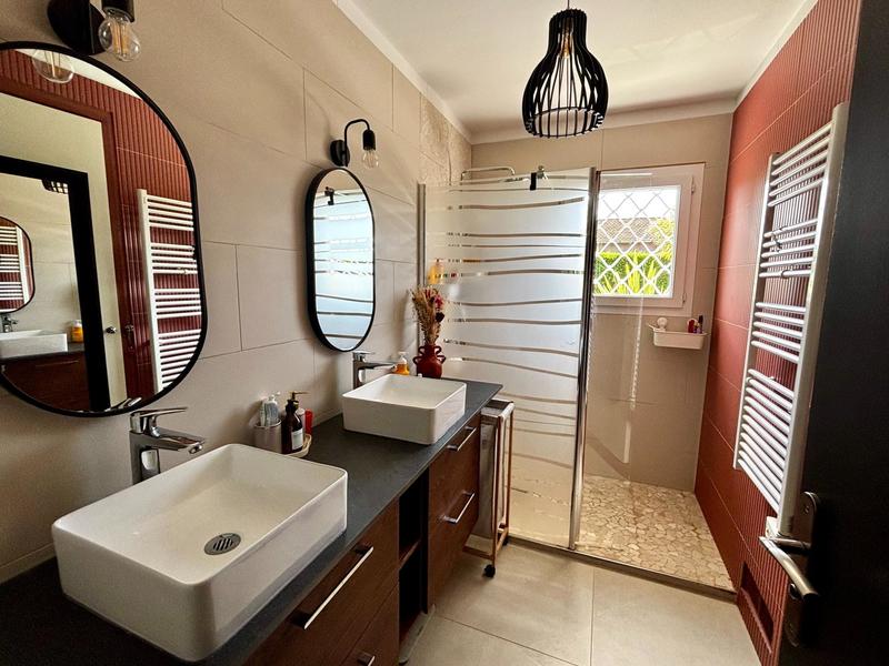 Villa - 125 m² - 6 pièces