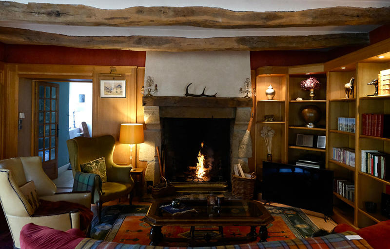 Maison - 488 m² - 12 pièces