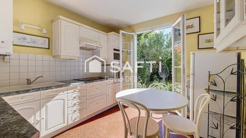 Maison - 102 m² - 6 pièces