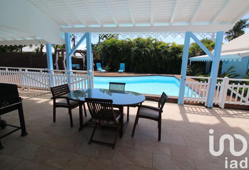 Maison - 178 m² - 8 pièces