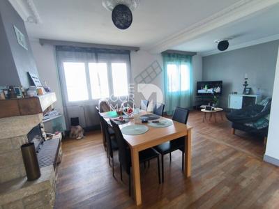 Pavillon - 76 m² - 6 pièces