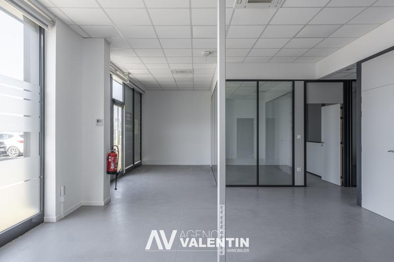 Local commercial - 215 m²