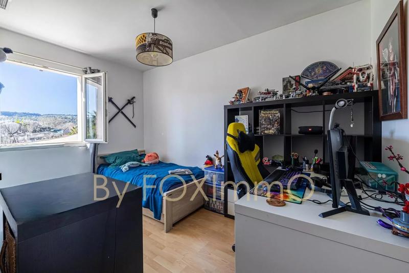 Maison - 170 m² - 6 pièces