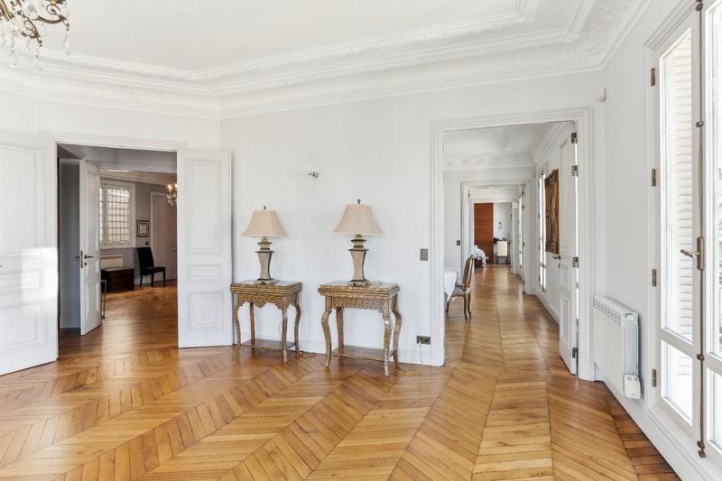 Duplex - 310 m² - 8 pièces