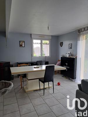 Maison - 91 m² - 5 pièces