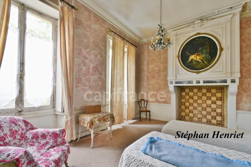 Maison de maîtres - 388 m² - 9 pièces