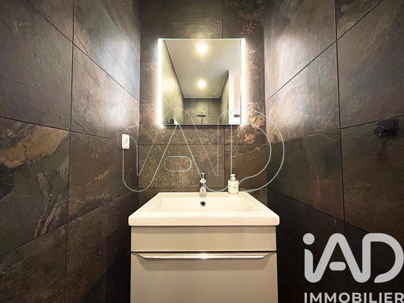 Maison - 181 m² - 6 pièces