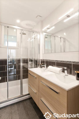 Chambre - 13 m² - 1 pièce