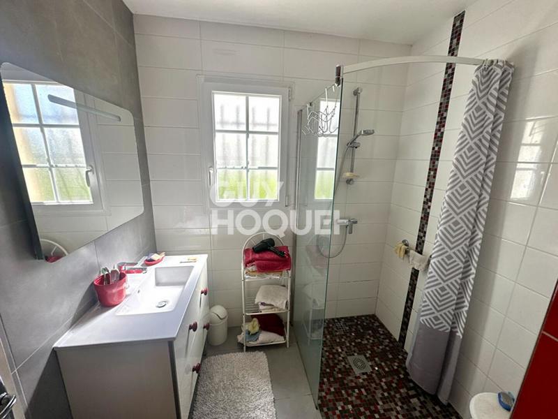 Maison - 107 m² - 6 pièces