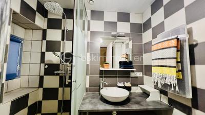 Maison en pierre - 158 m² - 7 pièces