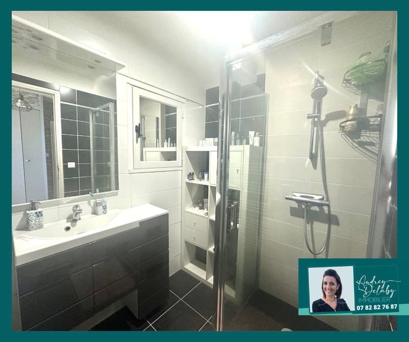 Maison - 203 m² - 8 pièces