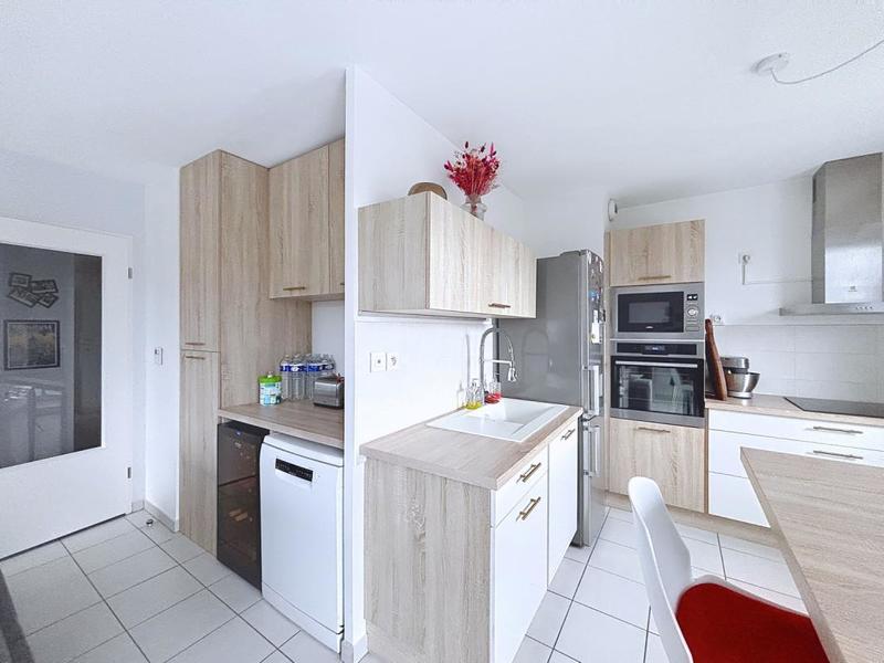 Appartement - 64 m² - 3 pièces