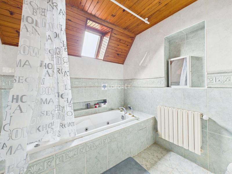 Maison - 153 m² - 6 pièces