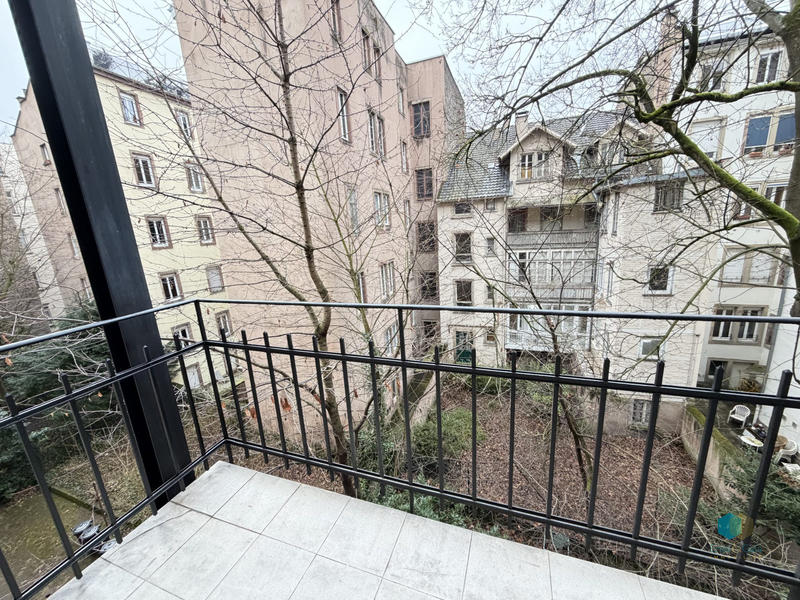 Appartement - 80 m² - 3 pièces