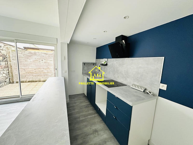 Loft - 65 m² - 2 pièces