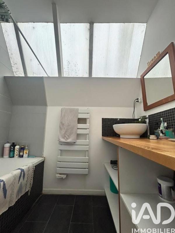 Loft - 83 m² - 3 pièces