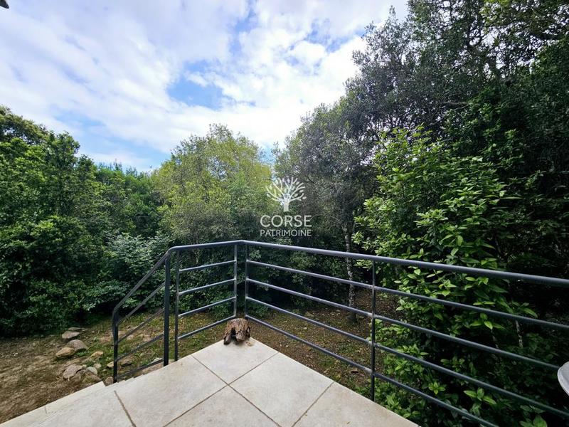 Villa - 100 m² - 4 pièces