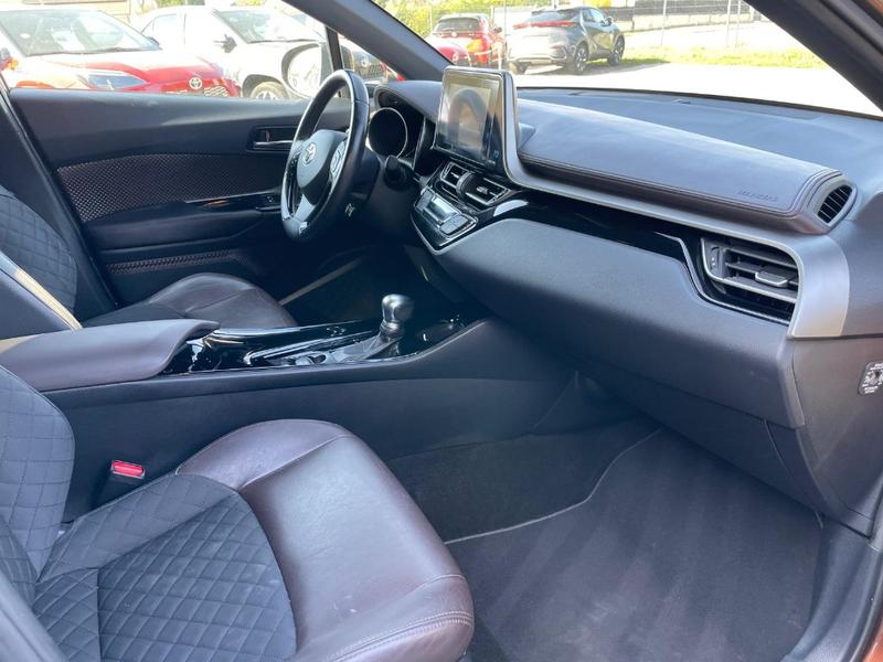 Toyota c-Hr 1.2t - Bv Cvt Awd (Rc18) Distinctive