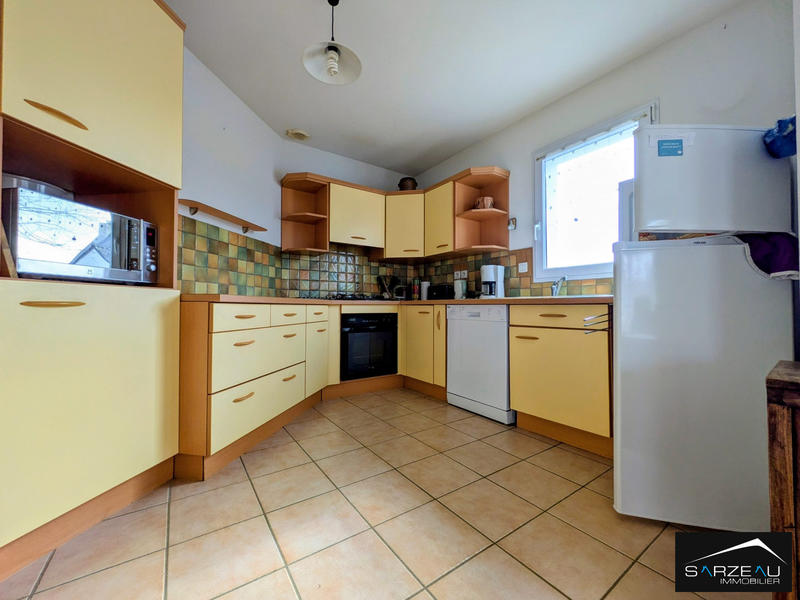 Maison - 92 m² - 6 pièces