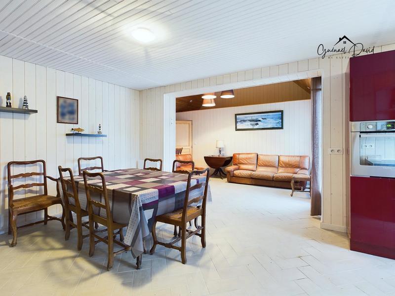 Maison - 190 m² - 8 pièces