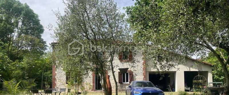 Maison - 89 m² - 3 pièces