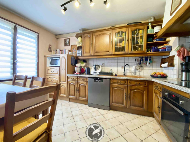 Maison - 90 m² - 4 pièces