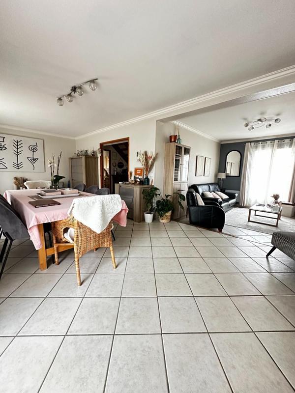 Maison traditionnelle - 131 m² - 5 pièces