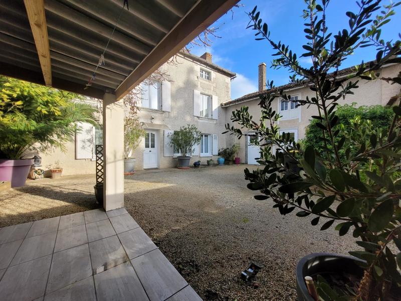 Maison - 139 m² - 4 pièces