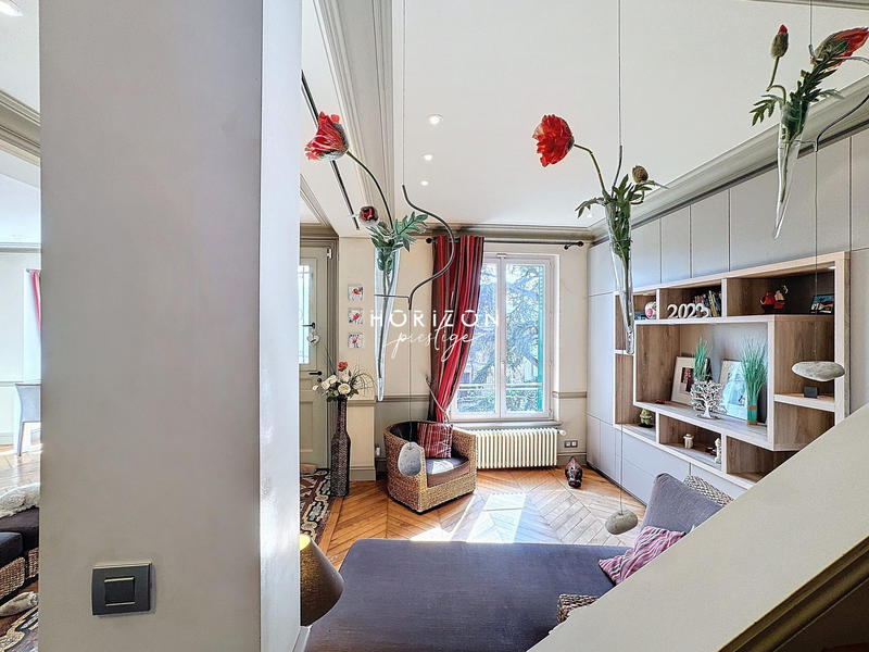 Maison - 167 m² - 7 pièces