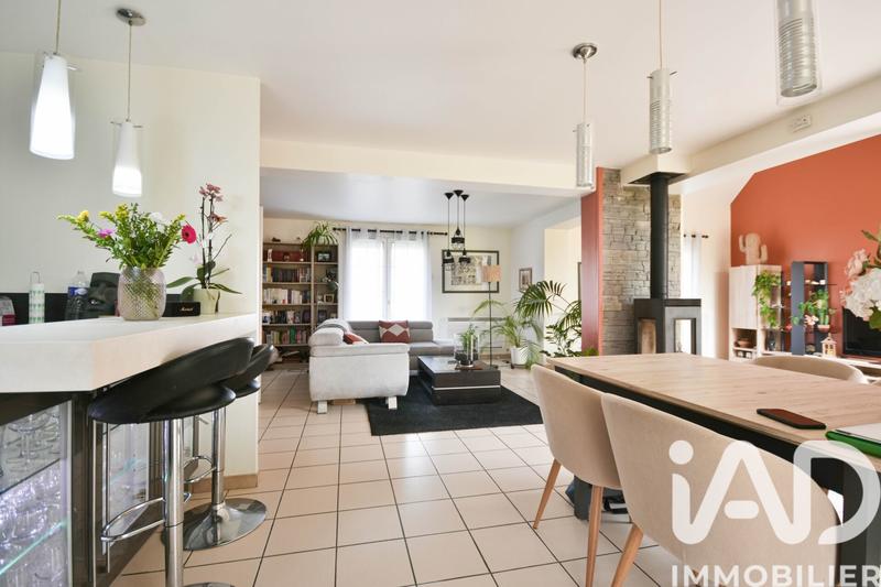 Maison - 140 m² - 7 pièces