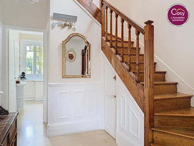 Propriété - 172 m² - 10 pièces