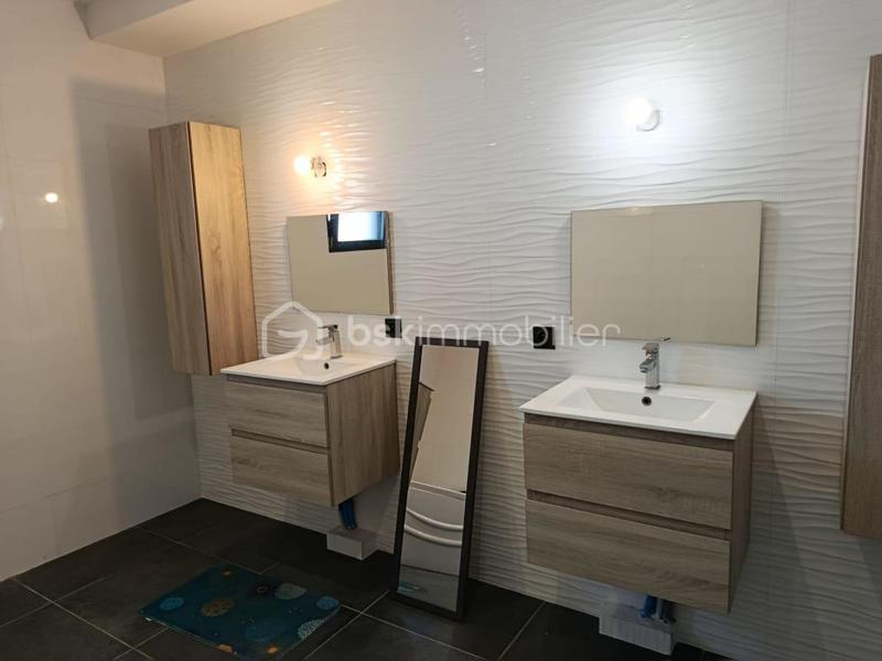 Maison - 154 m² - 4 pièces