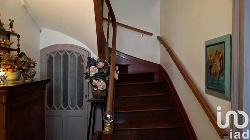 Maison - 328 m² - 10 pièces