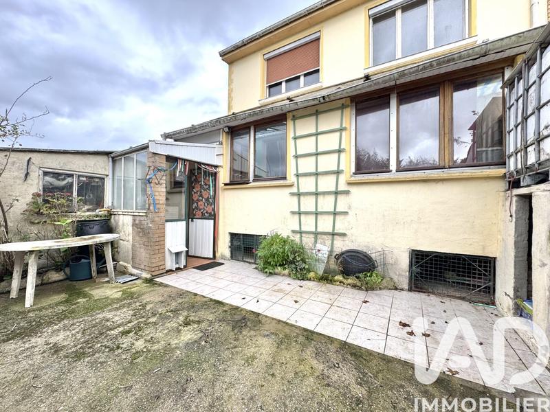 Maison - 93 m² - 4 pièces
