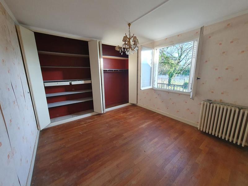 Maison - 180 m² - 8 pièces