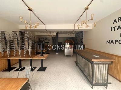 Local commercial - 122 m²