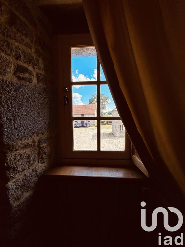 Maison - 340 m² - 10 pièces