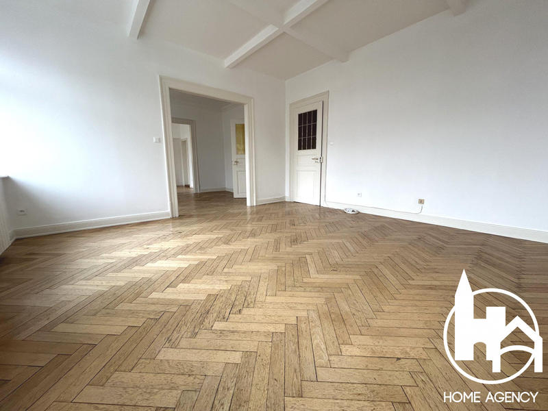 Appartement - 95 m² - 5 pièces