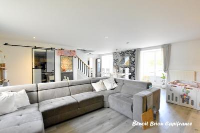 Maison - 145 m² - 5 pièces