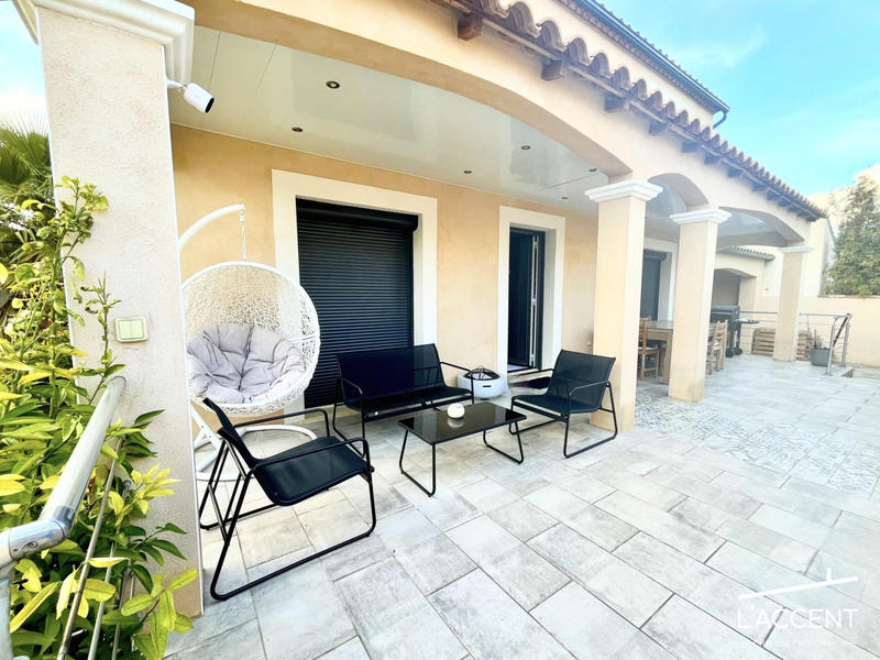 Maison - 183 m² - 6 pièces