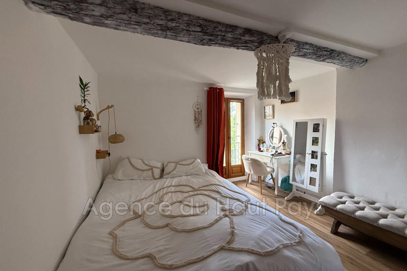 Maison de village - 80 m² - 5 pièces