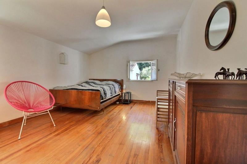 Maison - 178 m² - 10 pièces