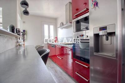 Maison - 106 m² - 4 pièces