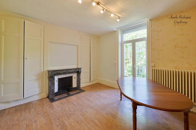 Propriété - 370 m² - 14 pièces