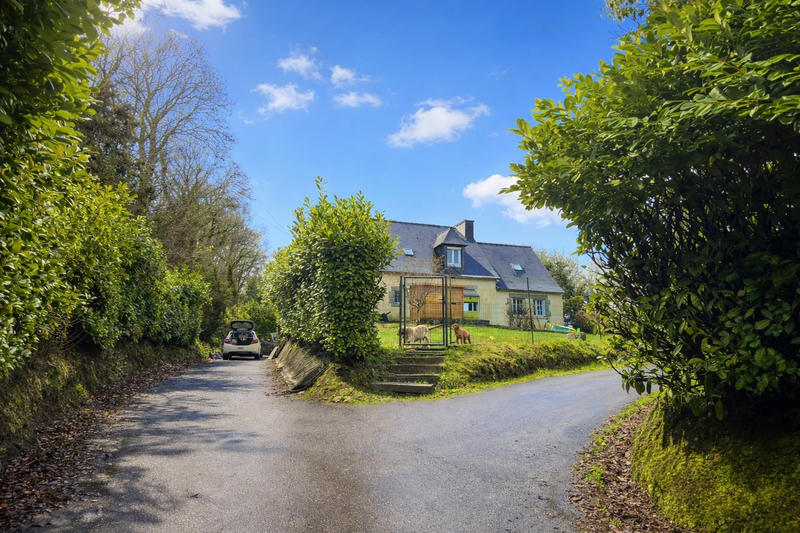 Maison - 111 m² - 4 pièces