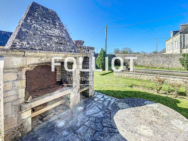 Maison - 200 m² - 8 pièces